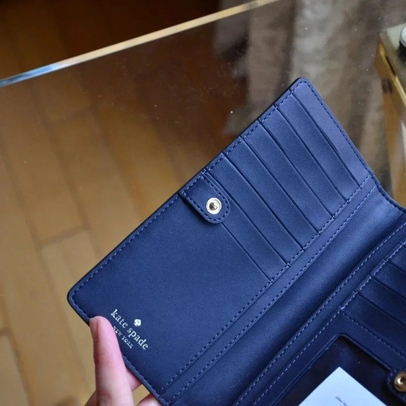 Kate Spade KF497 Tennis Toss Large Slim Bifold Wallet - Picture 5 of 8